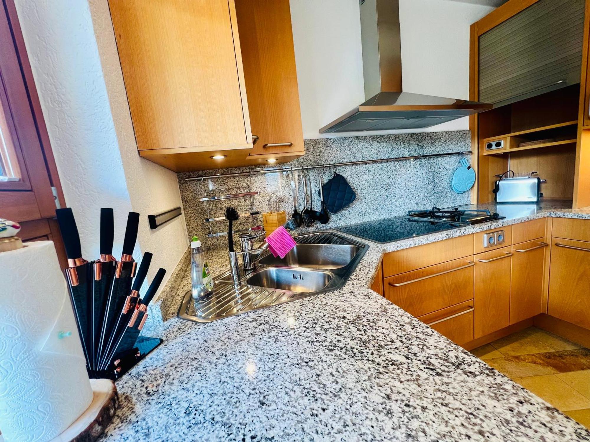 Апартаменты Panoramablick Mit Privatparkplatz, 2 Balkone Und 1,5 Baeder Титизее-Нойштадт Экстерьер фото